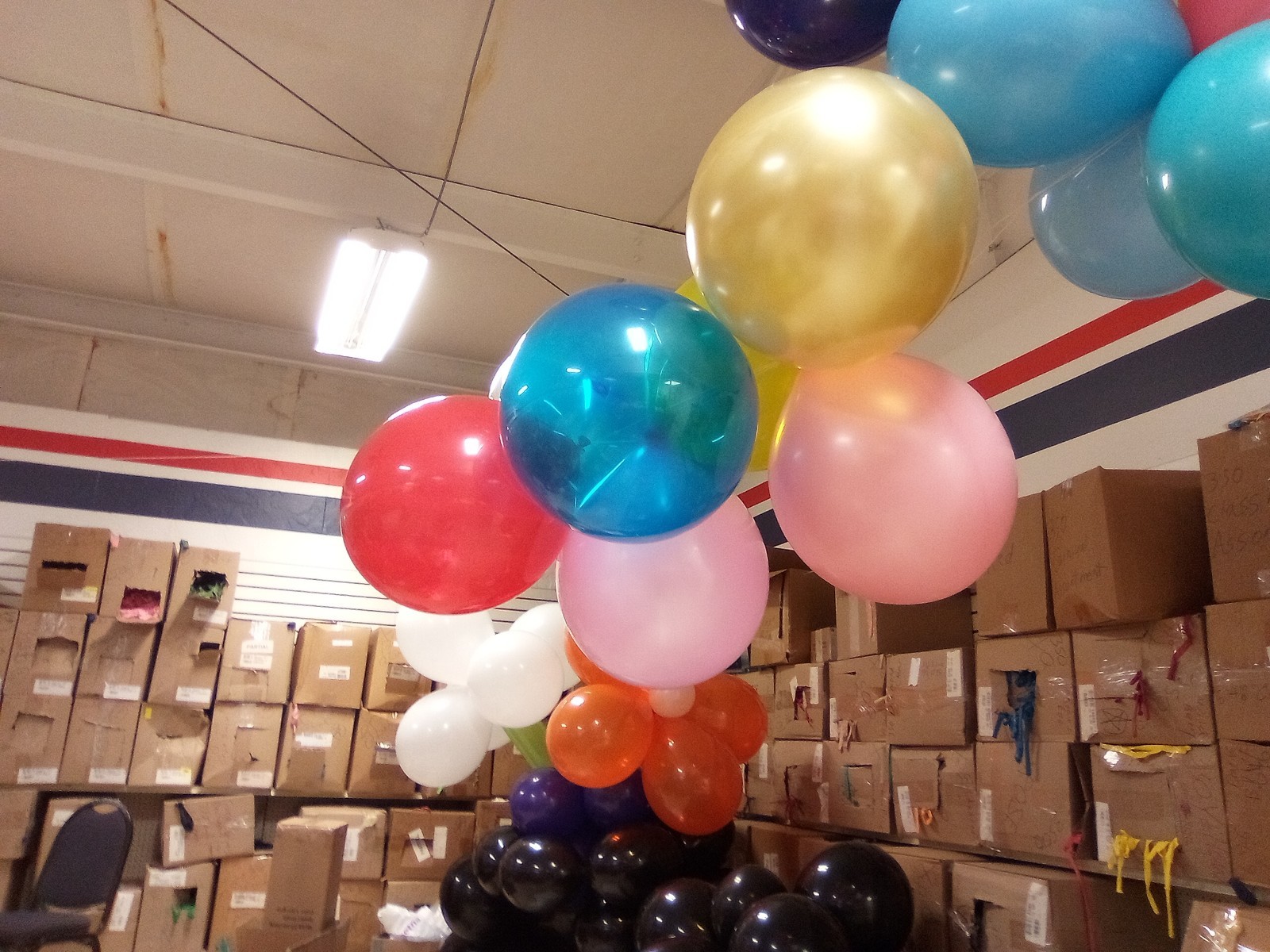 Bulk SALE🎉 1000-Qualatex + 100 17″ BSA & Pioneer U-Pic Colors
