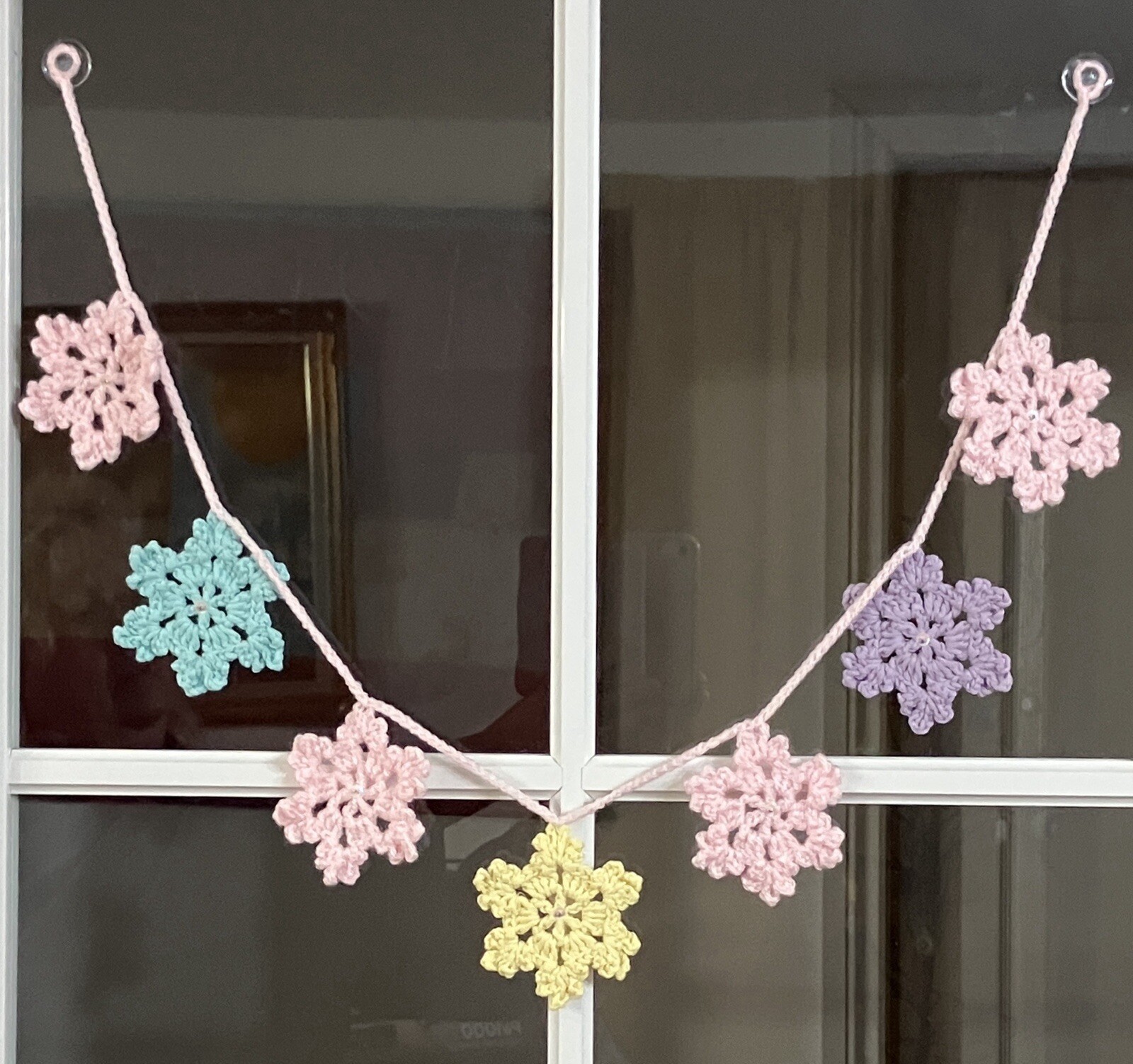 ❄️PRETTY Christmas Bunting Snowflake Window Pastel Pink Hand Crochet Gift