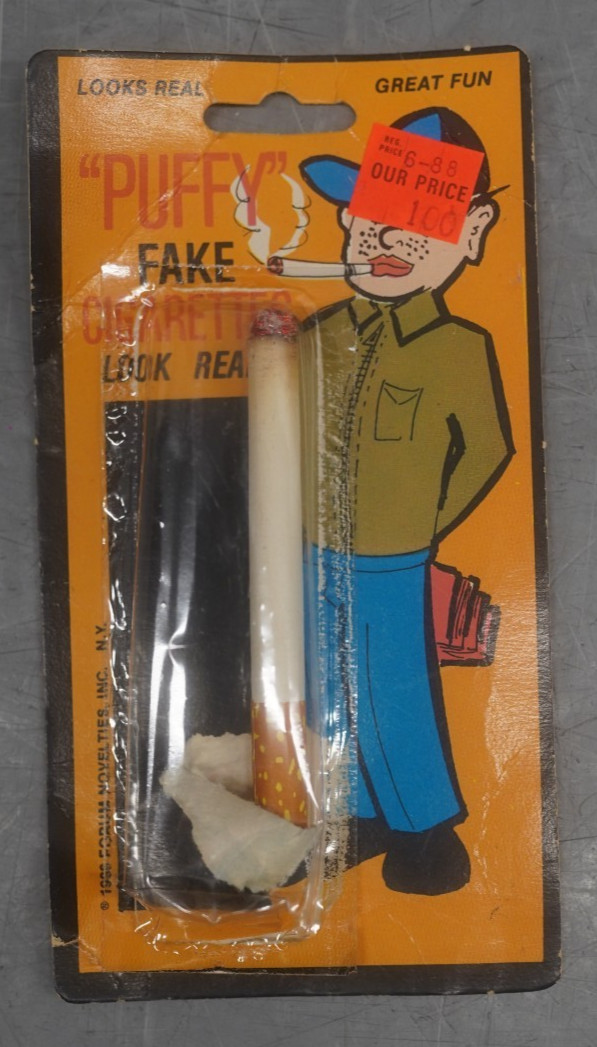VINTAGE 1986 PUFFY FAKE CIGARETTE FORUM NOVELTIES OPENED PACKAGE