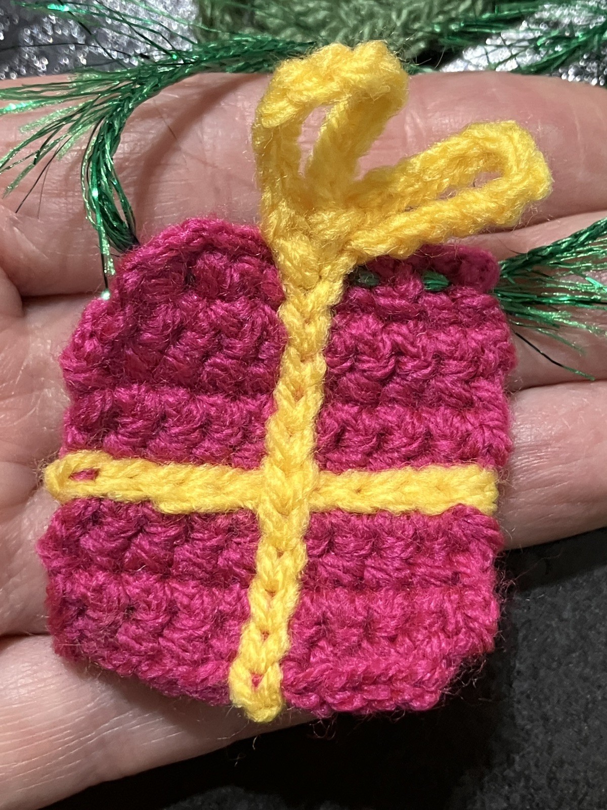🌲🎁Hand Crochet Christmas Tree Presents Mistletoe Bunting Window camper Gift