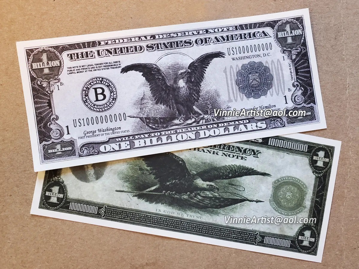 100 TOTAL – Classic Billion Dollar Eagle Party Novelty Fake Poker Money Bills