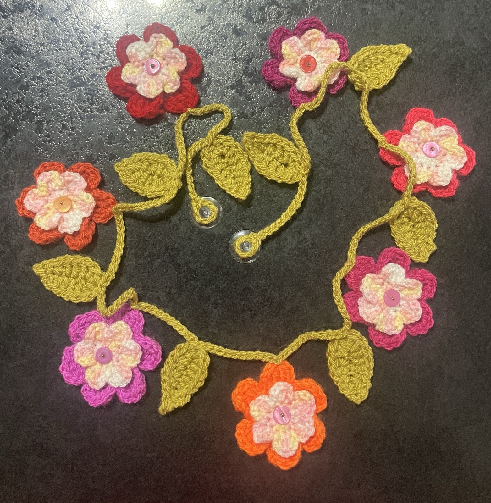 🌸🍃NEW hand Crochet Flower Bunting Leaf sequin Window 34” camper SUMMER Gift