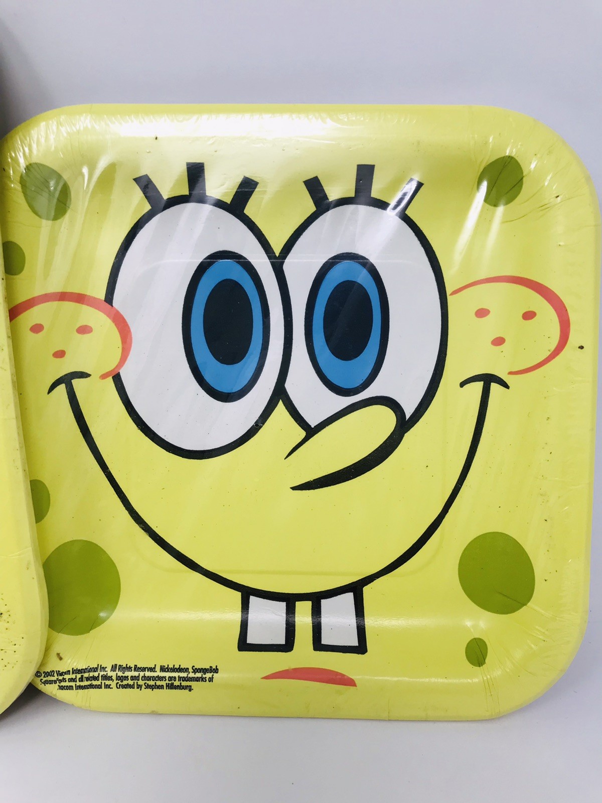 SpongeBob SquarePants Square Paper Plates 2002 16 Plates Total