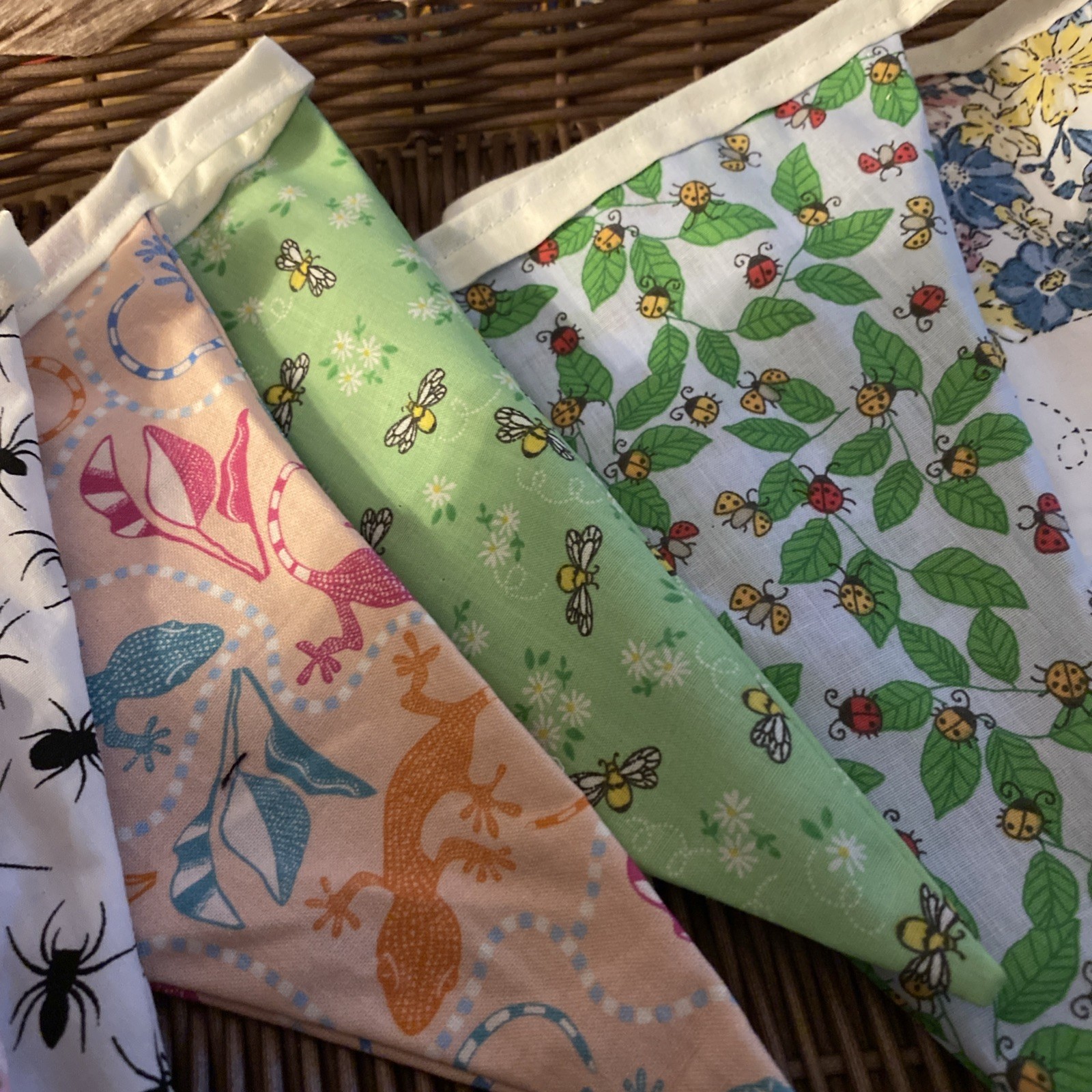 Handmade Fabric Bunting 12 Flags 3m multicoloured insects and creatures