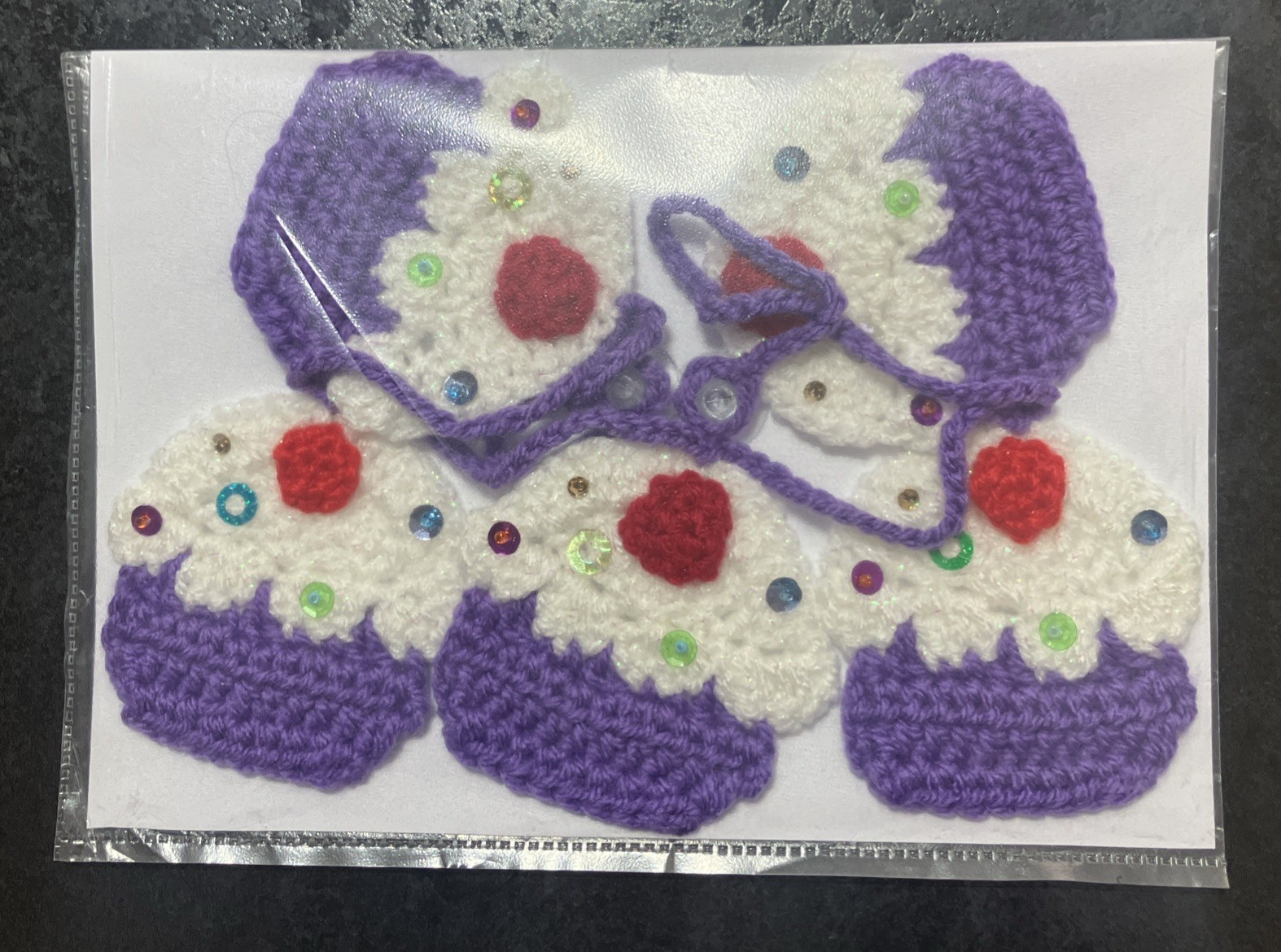 🧁🍒NEW Hand Crochet Cupcake cherry sequins Window Bunting Birthday camper Gift