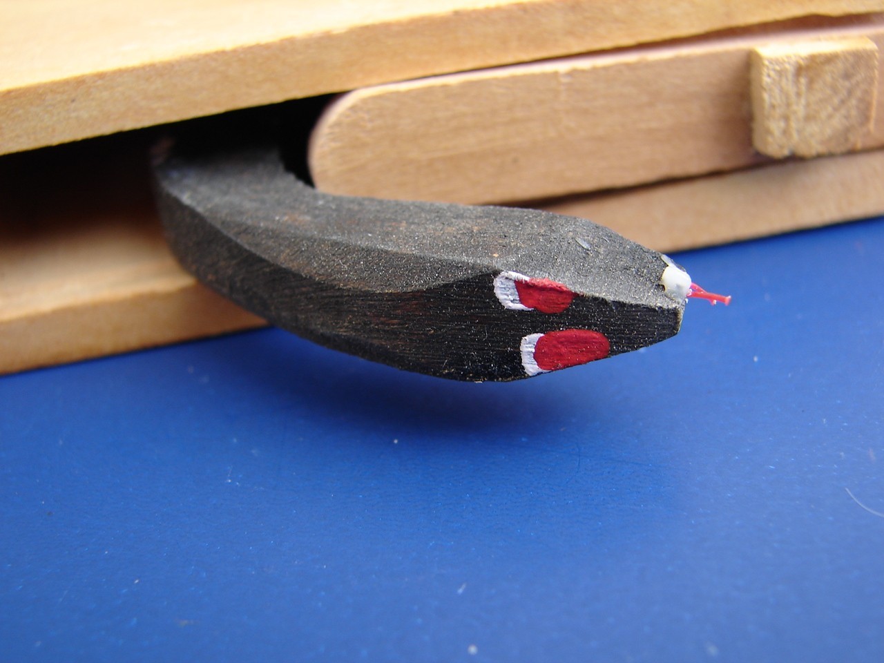 Snake Bite Gag in Wooden Box Gag Gift Surprise Practical Joke Prank Toy Scare