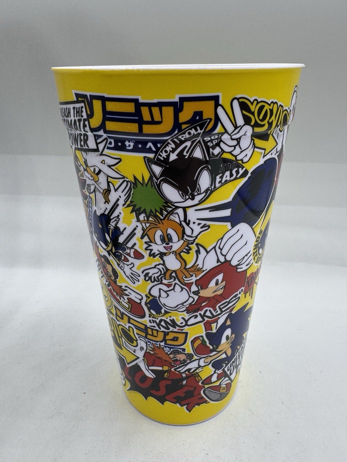Multicolor Sonic the Hedgehog Design Plastic Stadium Cup, (1 Count)