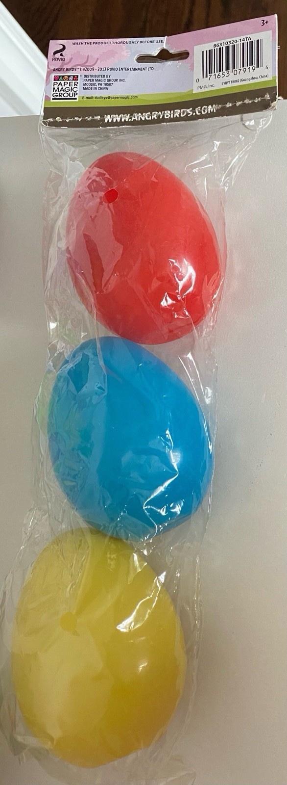 Angry Birds Vintage Lenticular Candy Containers 3 Pk Red Blue Yellow w Stickers