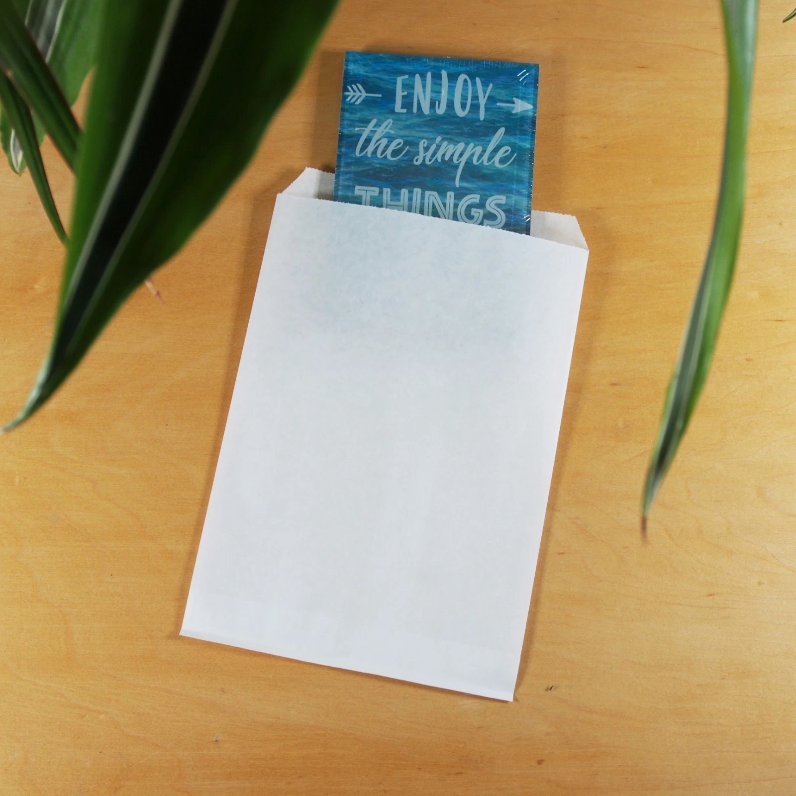CuteBox White/Kraft Flat Paper Gift Bags 100pcs