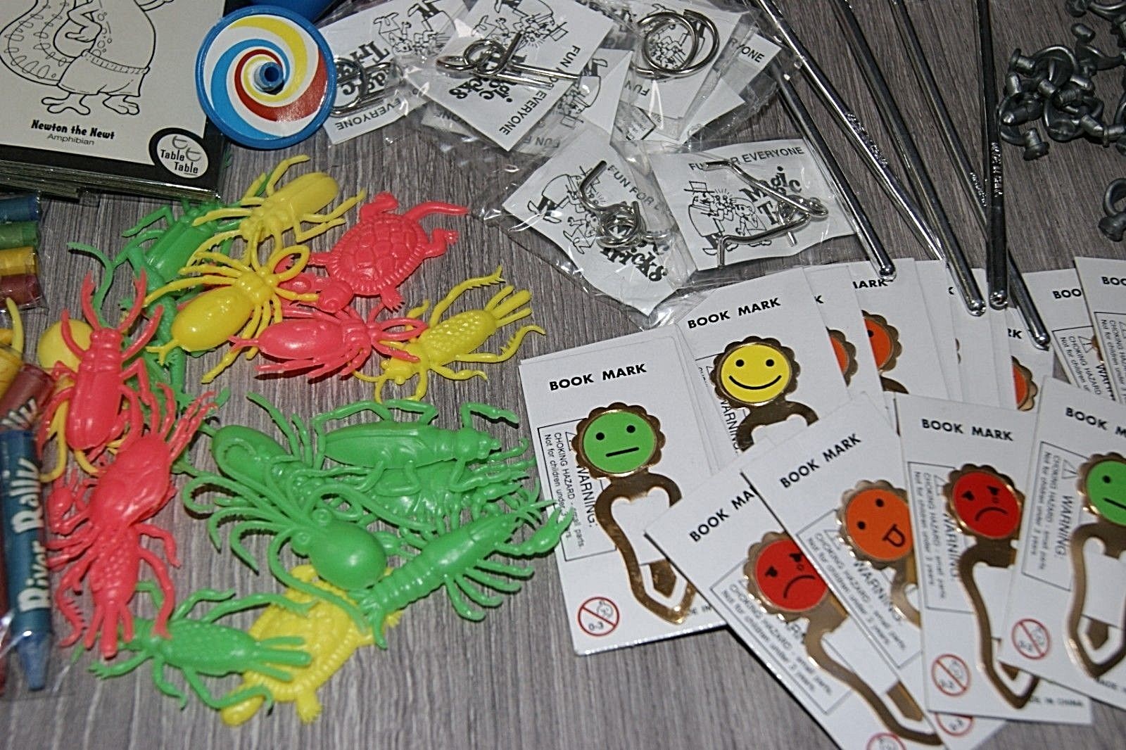 Loot Pinata Party Favours Bag Fillers 200 Fun Toys Boys Girls Unisex Free Post!
