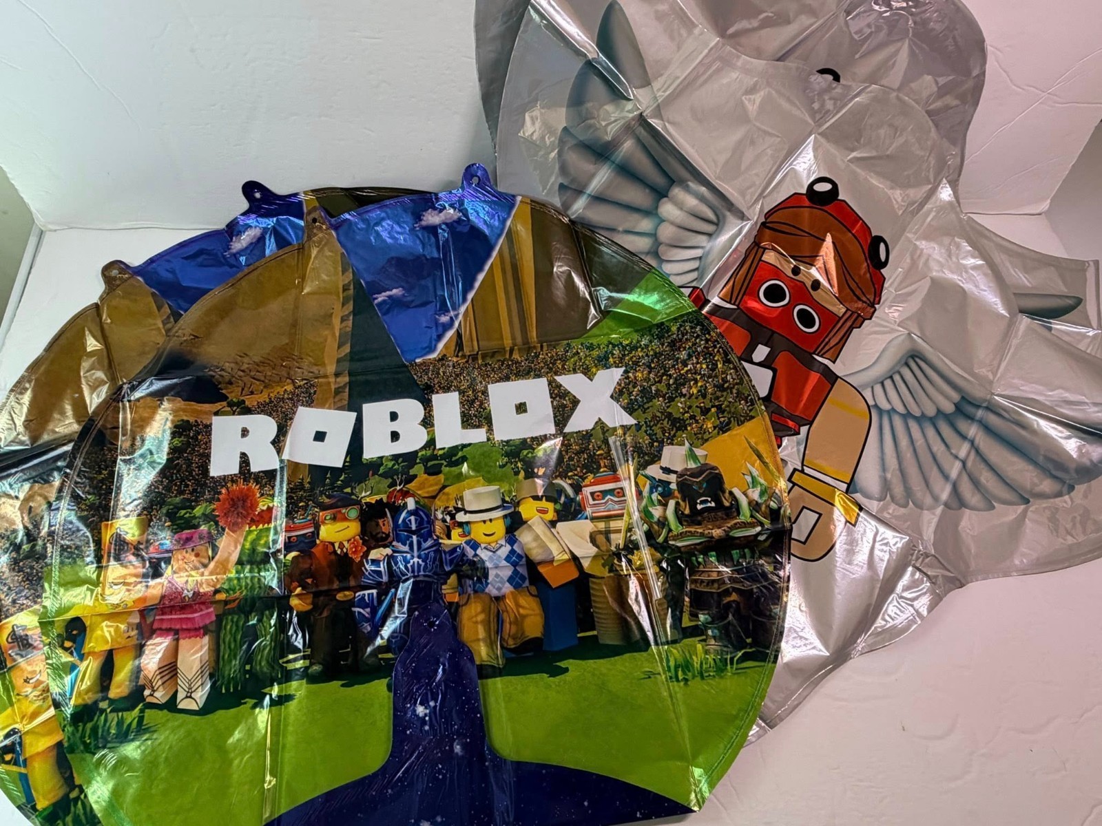 Roblox Birthday Party Set – 111pc Decorations Kit w/ Balloons, Banner & Toppers
