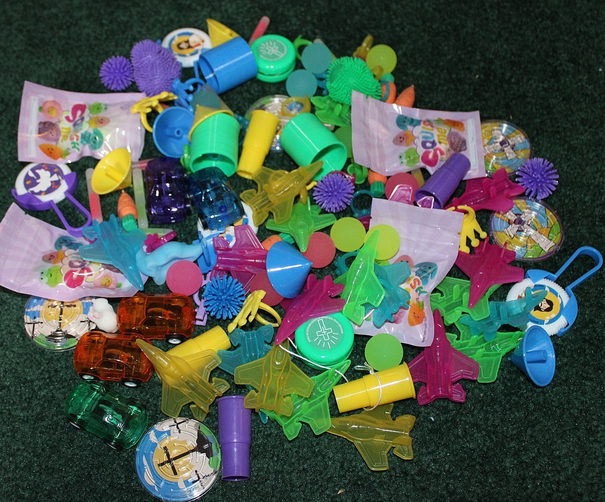 LARGE LOT Small Easter Toys, Cars Rings Puzzles Balls 100+ PIECES Party Favors