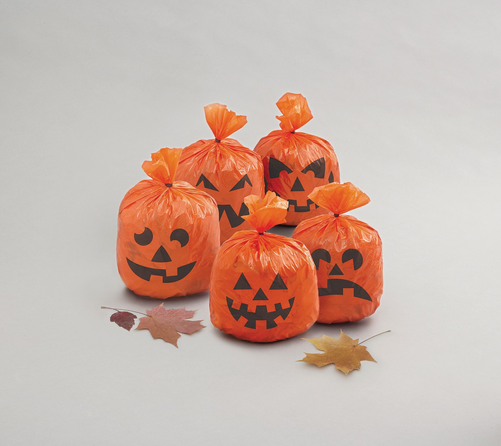 Halloween Pumpkin Leaf Bags Party Hanging Decorations Prop Inside Outside x 20