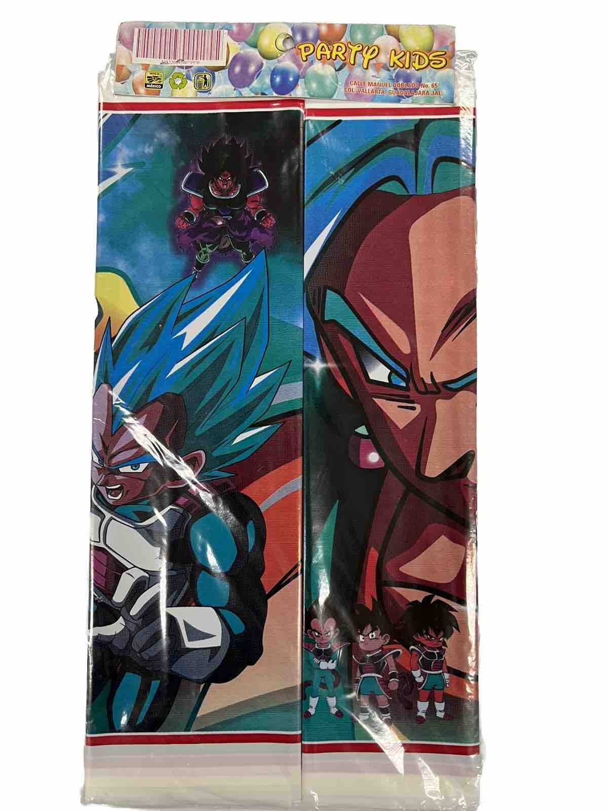 Dragon Ball Table Cover (56” X 96”) – Mantel de Plástico de Dragon Ball