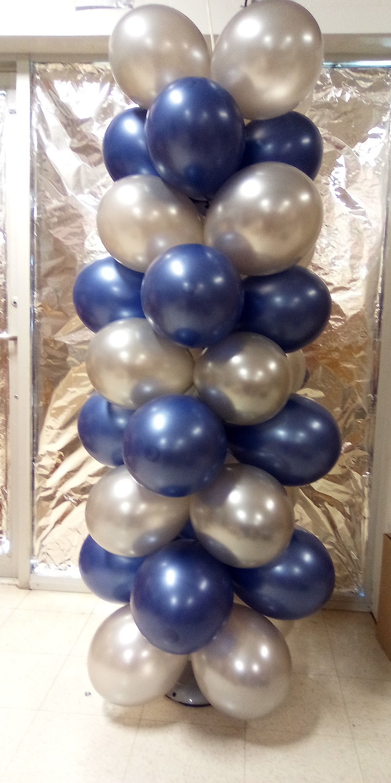 QUALATEX 11″Silver & Navy Blue,3 BAGS (100) CT. 🎉SALE $ 37.00🎉 U- pic colors