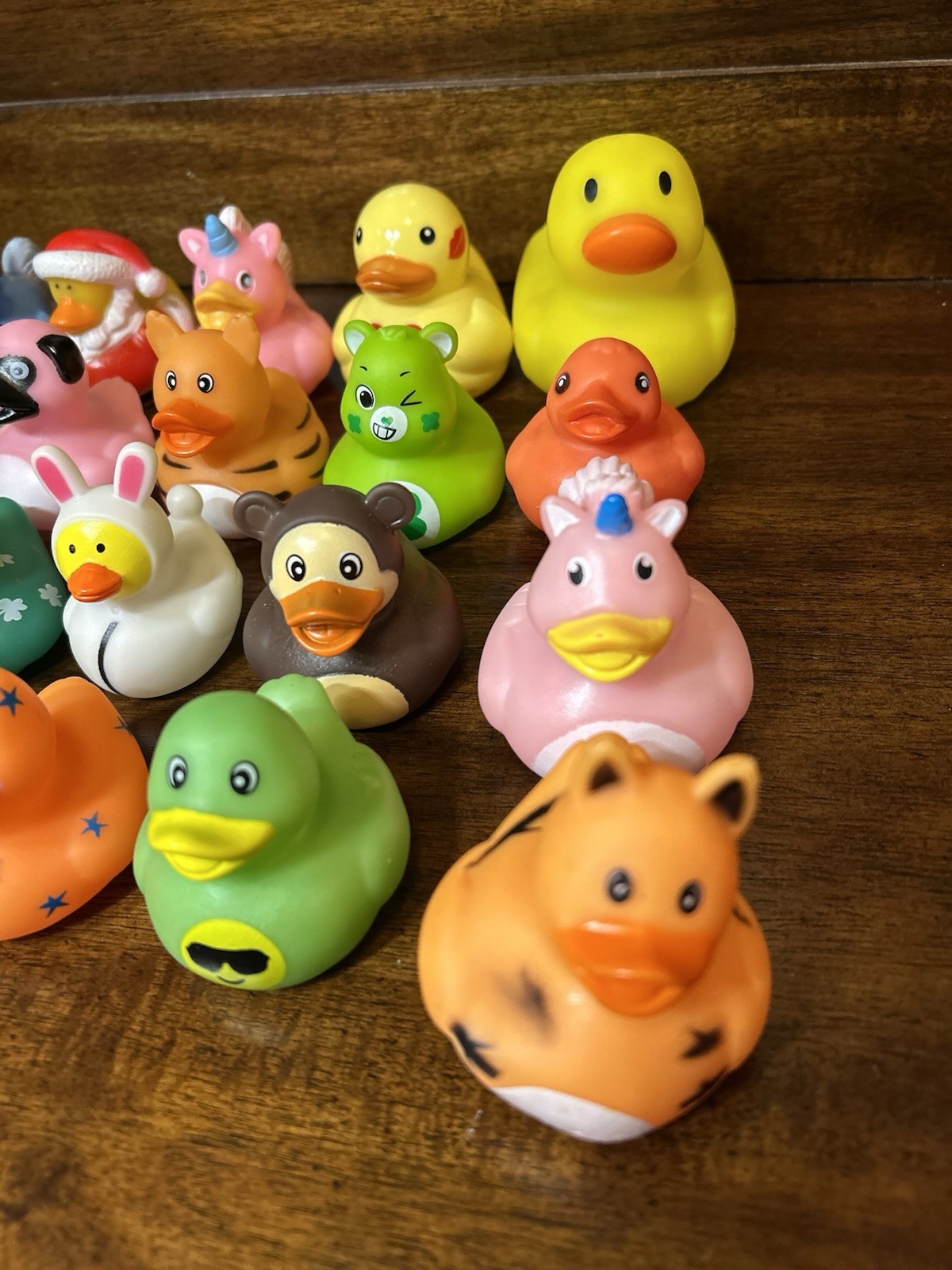 Lot of 28 Rubber Ducks Assorted Costumes Themes Holidays Jeep Bath Floaters 1+”