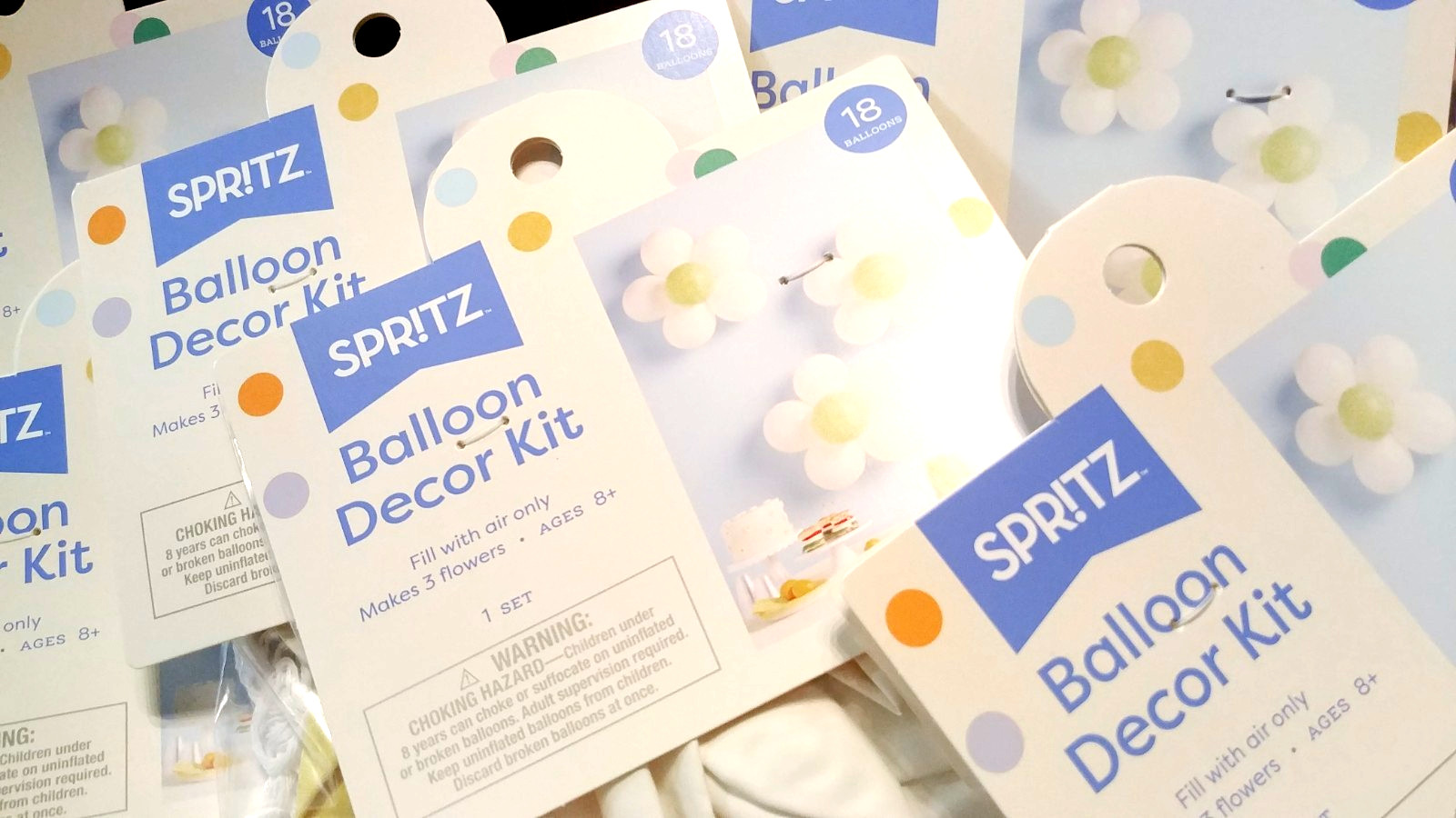 Target Spritz Balloon Decor Kits ~ Makes 18 Balloon Daisy Flowers