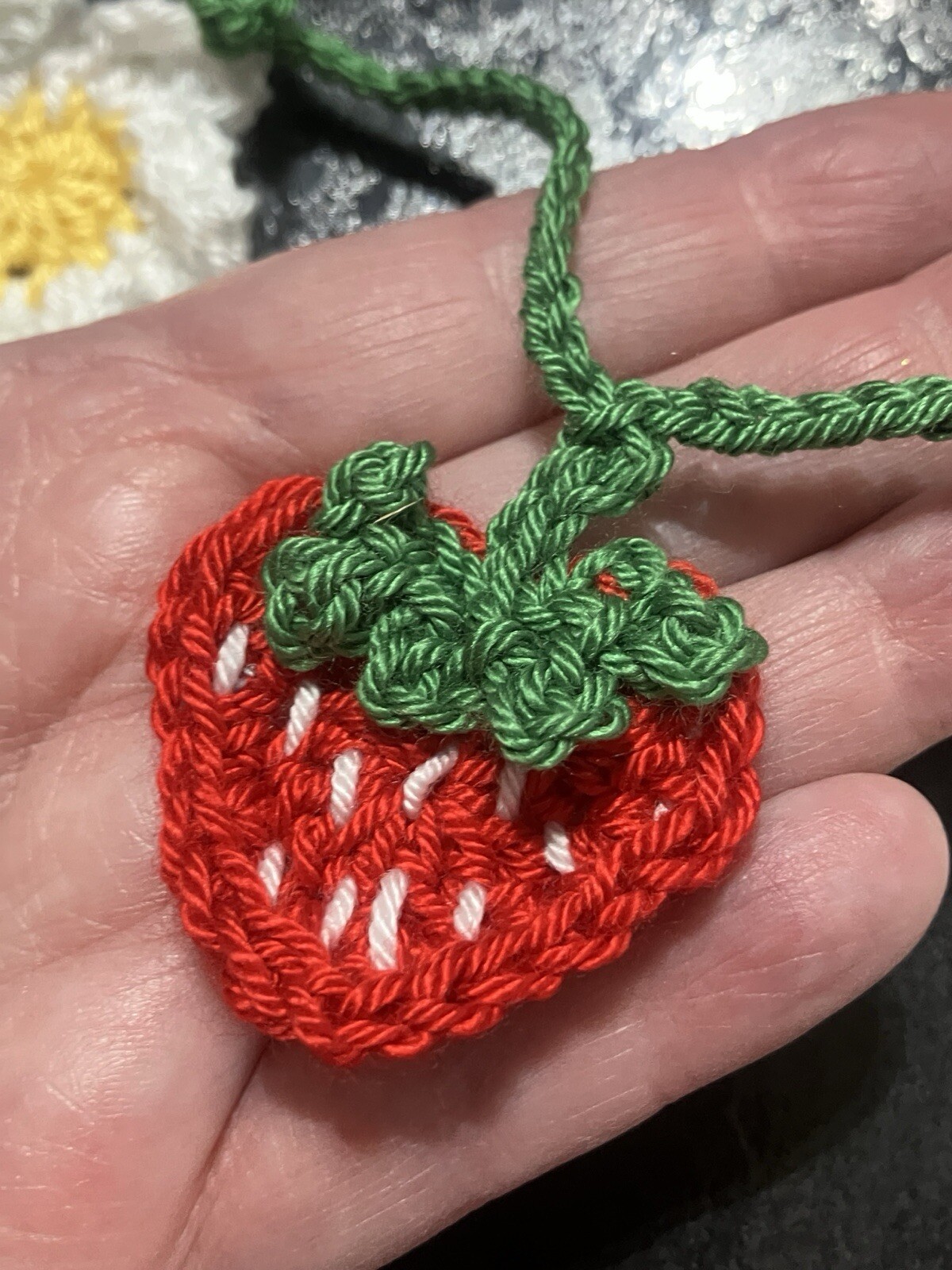 🌸 🍓CUTE Crochet Daisy Strawberry Bunting Camper Window Birthday SUMMER Gift