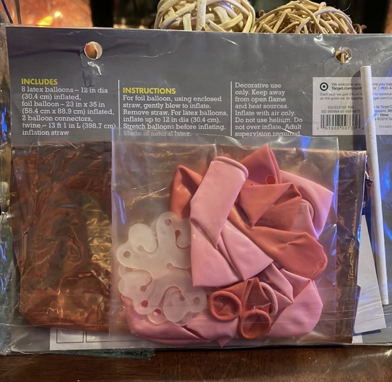 SPRITZ “LOVE” BALLOON KIT 8 BALLOONS-12~2 Balloon Connectors & 13 ft twine~Straw