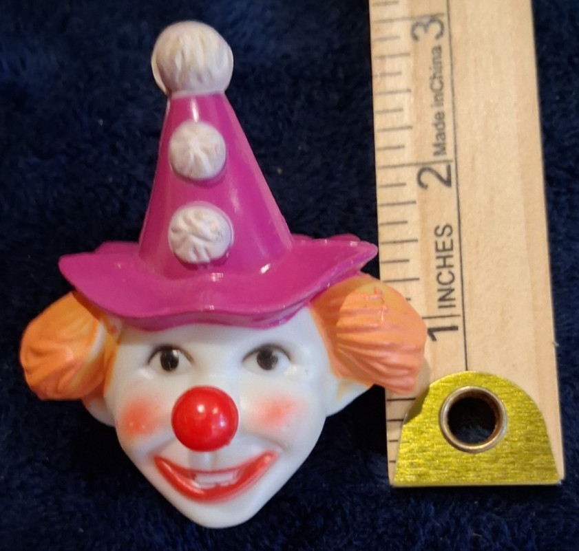 Vtg. Lot of 4 Plastic Clown & Hat Picks Cupcake Toppers – Retro Party Cake Decor
