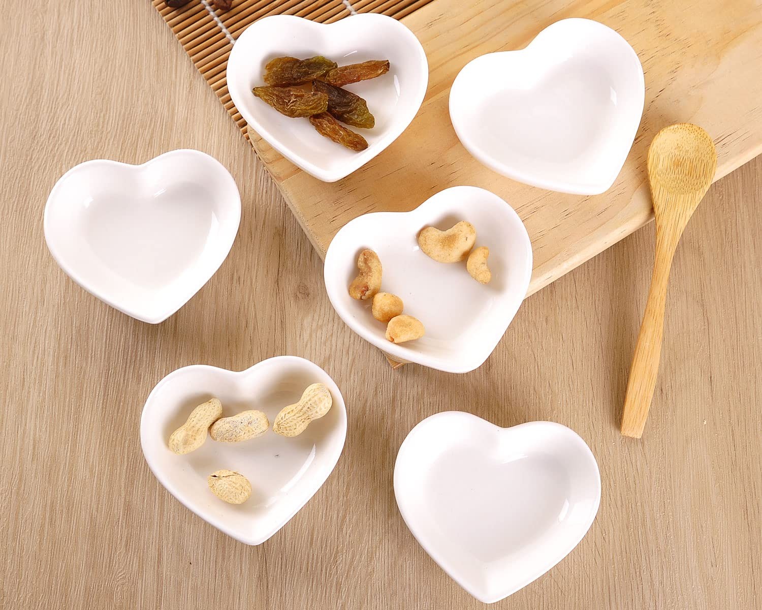 WHJY White Love Heart Shaped Ceramic Side Dish Bowl, Contemporary Porcelain Side