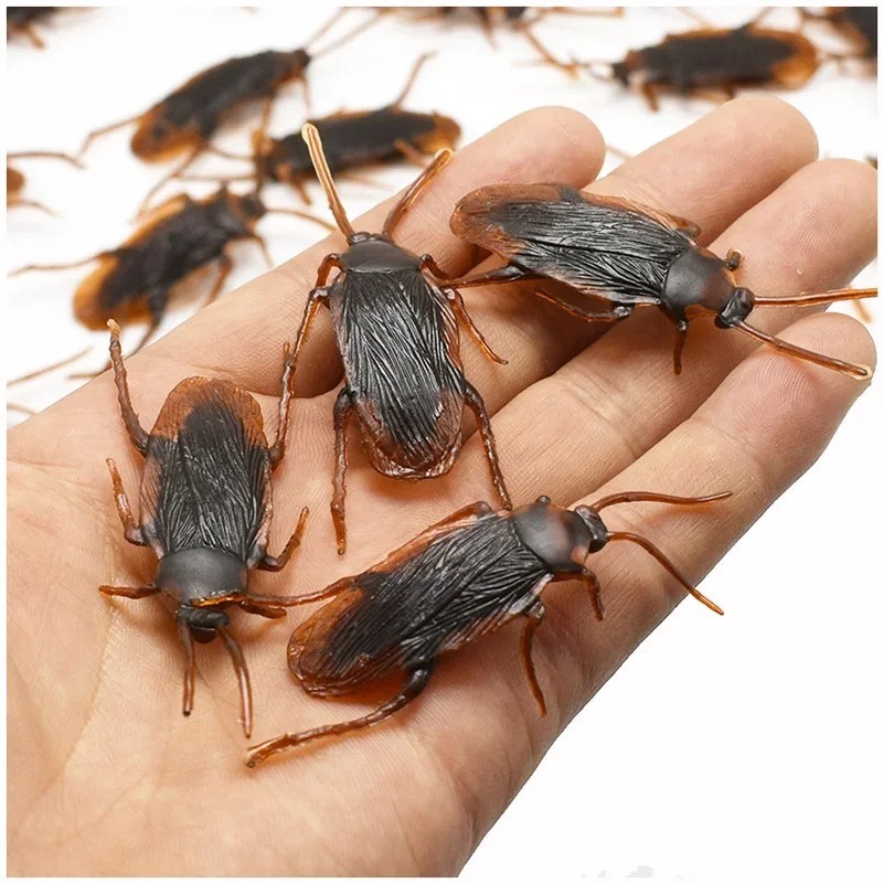 10PCS Prank Fake Cockroach Scorpion Centipede Toy Realistic Bugs Funny Trick Jok