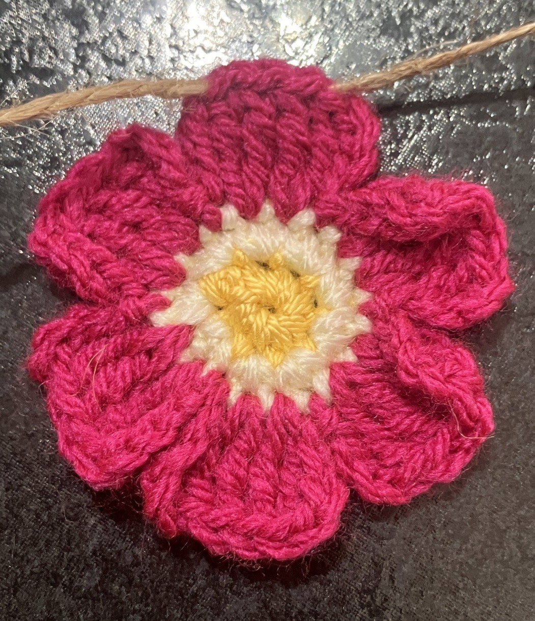 🌸NEW Hand Crochet PRETTY jute 9 Flowers Bunting Window Camper Summer 45” Gift
