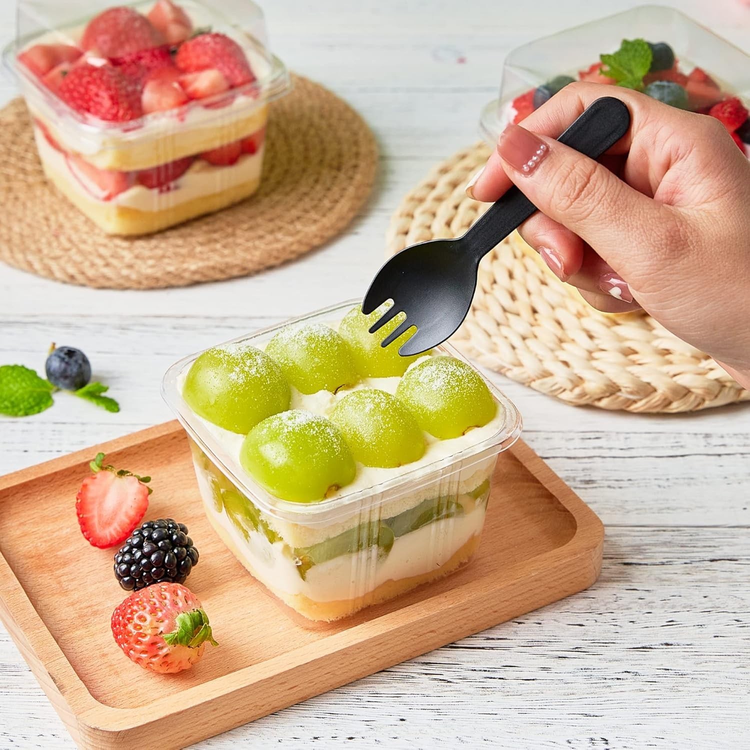 50 Pack 8 oz Square Plastic Dessert Cups with Lids and Sporks, Disposable Cak…
