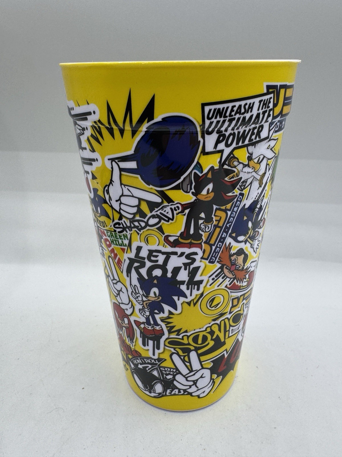 Multicolor Sonic the Hedgehog Design Plastic Stadium Cup, (1 Count)