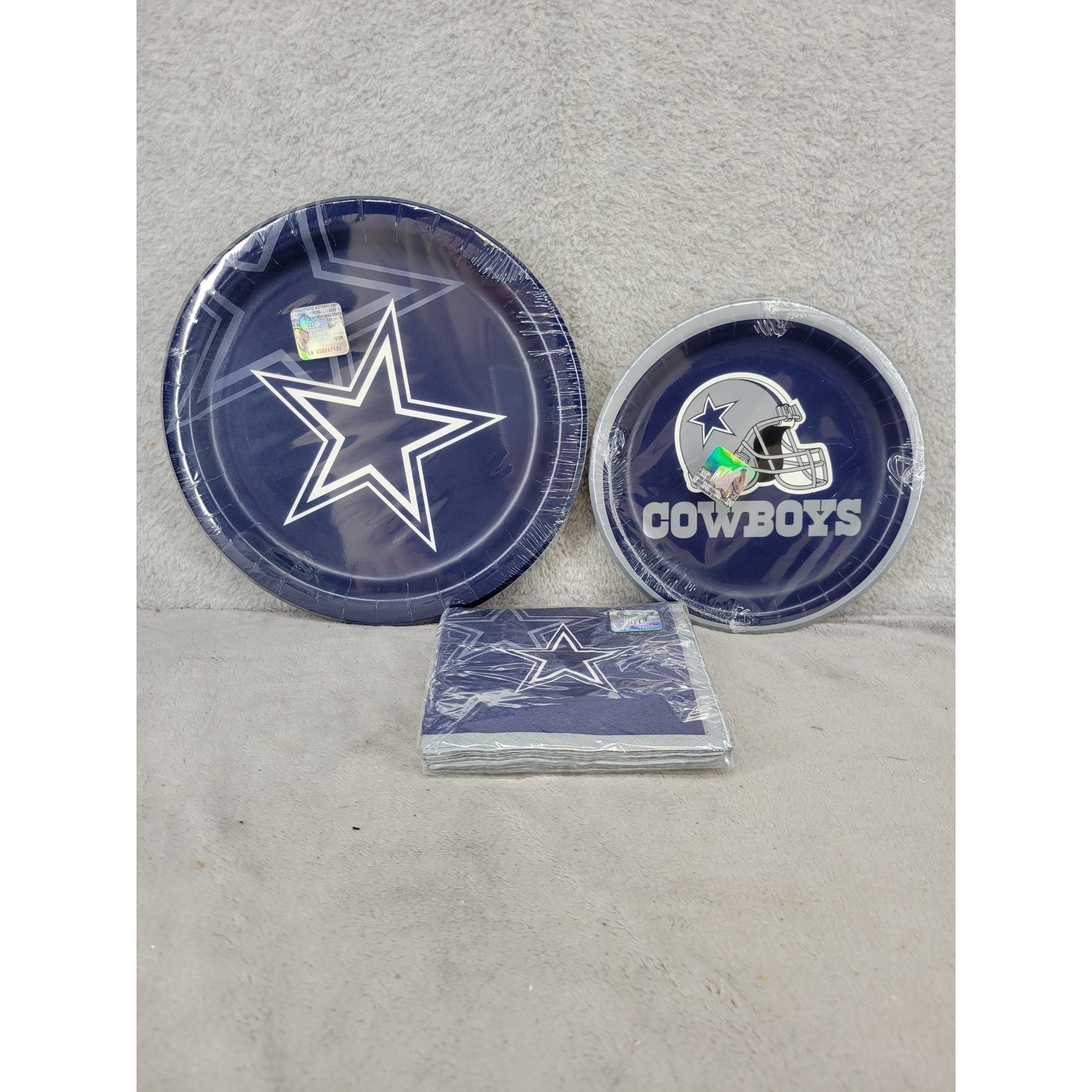 Dallas Cowboys NFL Football Party Plates & Napkins Set