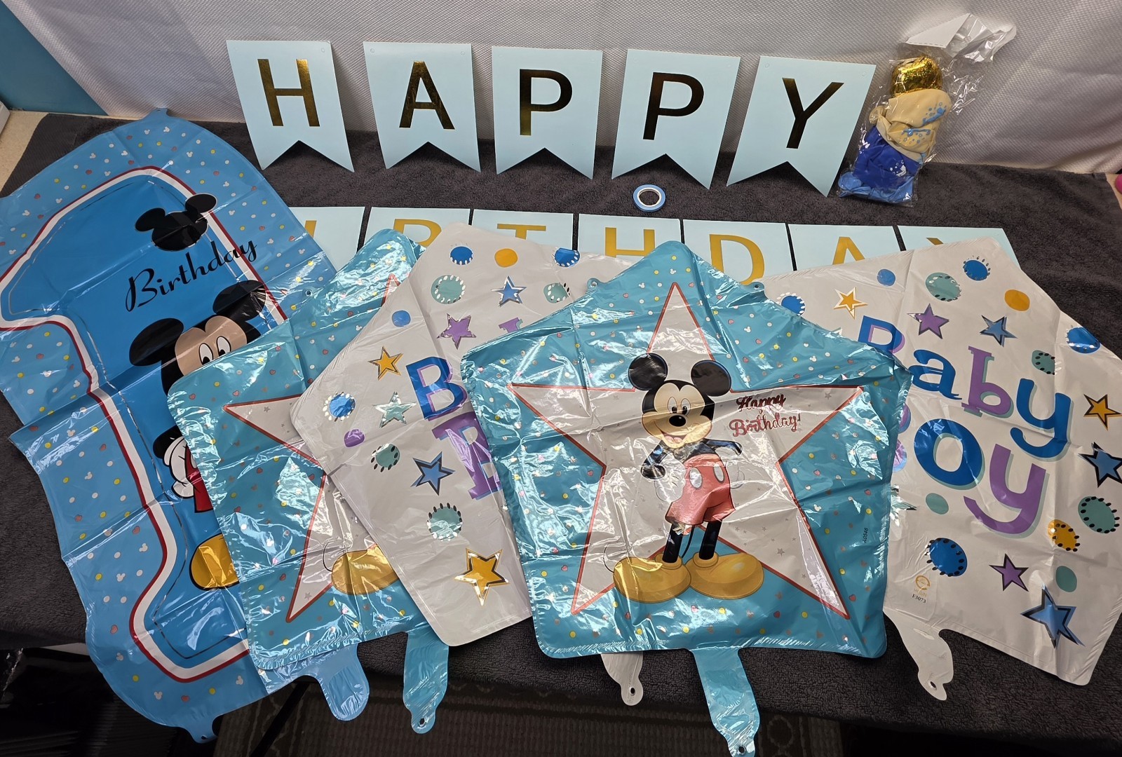 Happy 1st Birthday Baby Boy Mickey Mouse Banner Foil Latex Confetti Balloons