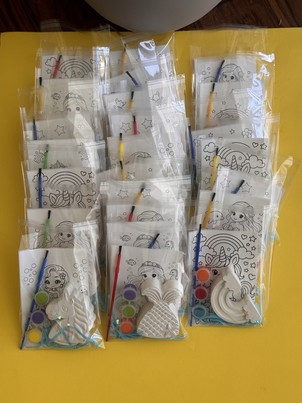 Kids Unicorn/Mermaid DIY Painting Party Favor Set White Plastic/Paper Birthday
