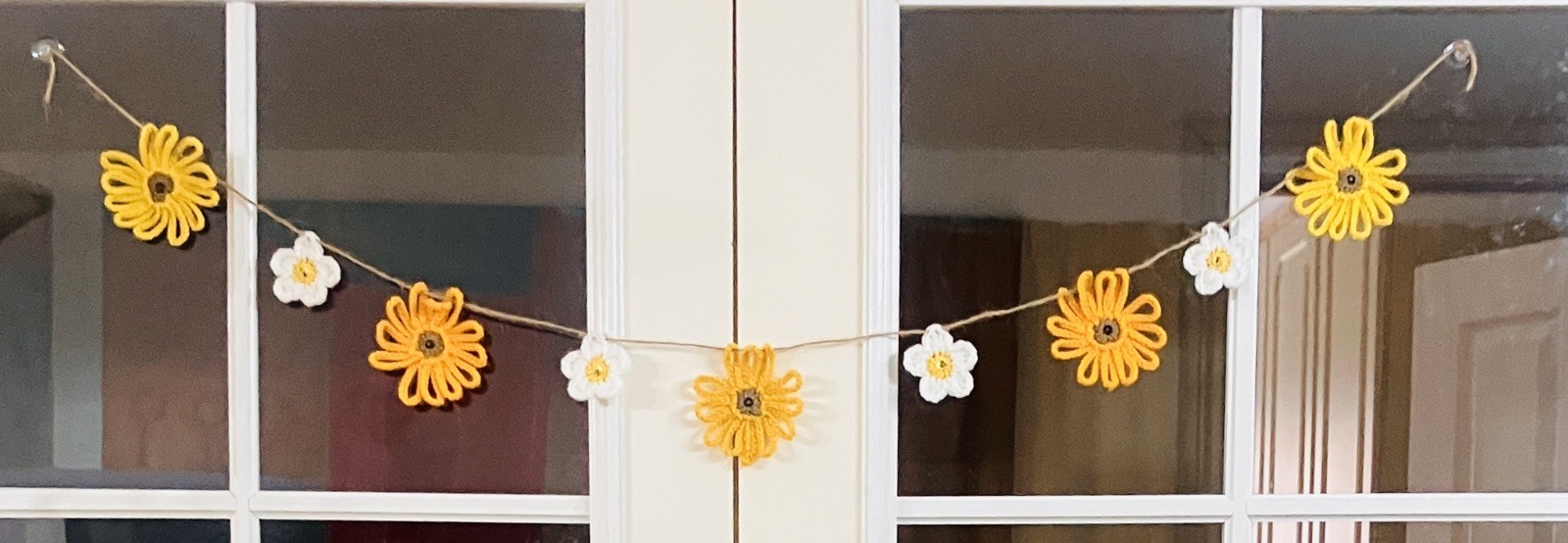 🌻🌼 New hand Crochet Sunflower Daisy jute Bunting Window camper caravan Gift