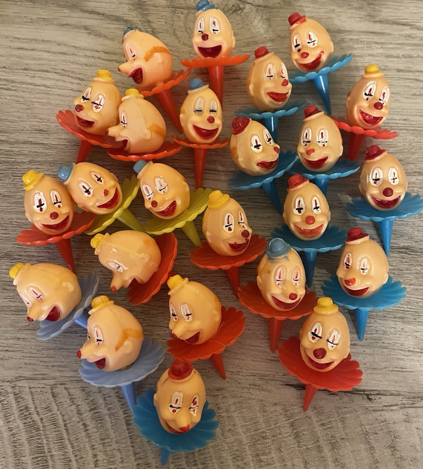 24 Clown Head Cup Cake Toppers Circus Red Blue Yellow Picks Vintage Wilton Vtg