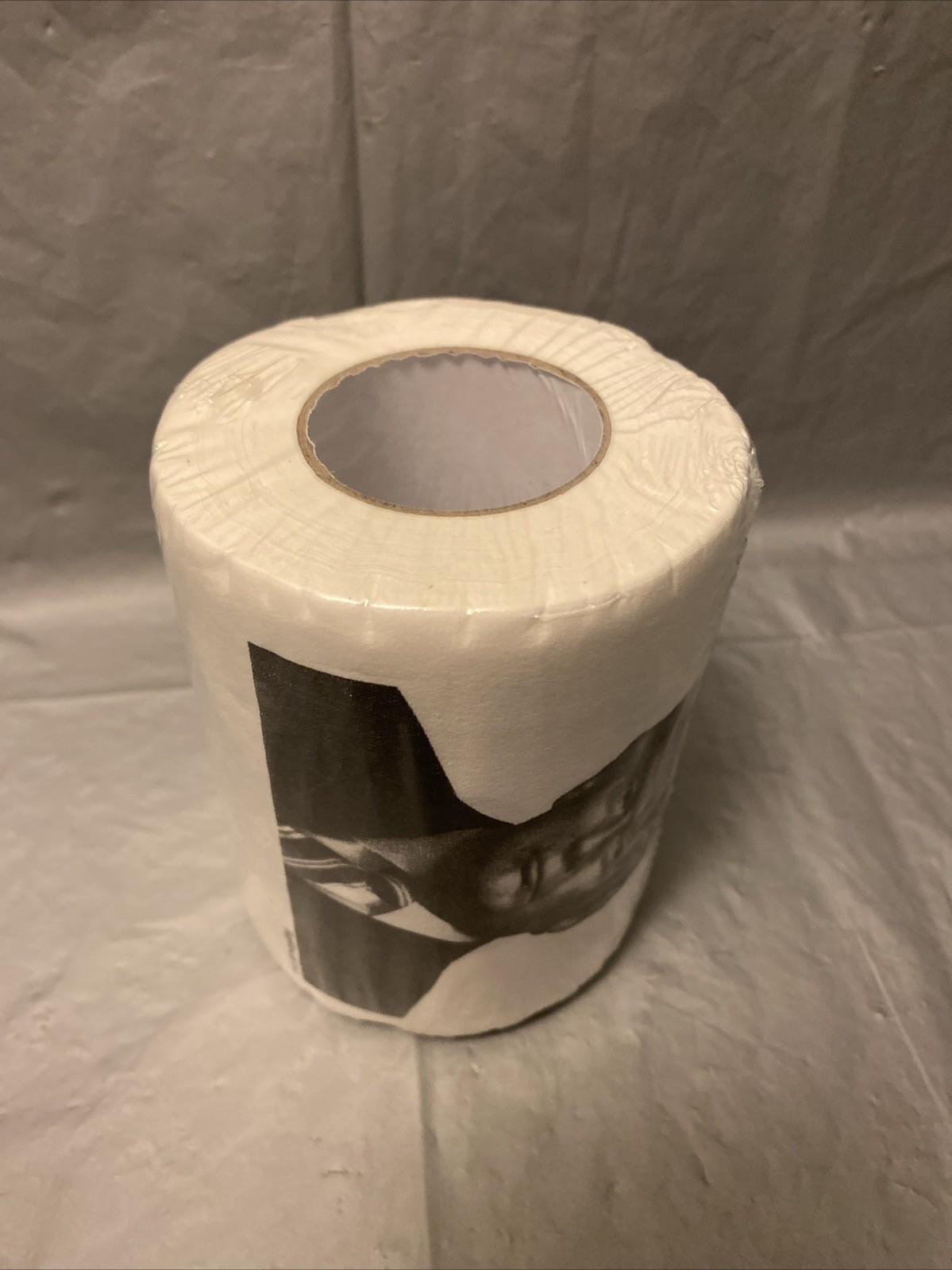 President Donald Trump Toilet Paper Roll – Bathroom Funny GaG Prank Party Joke