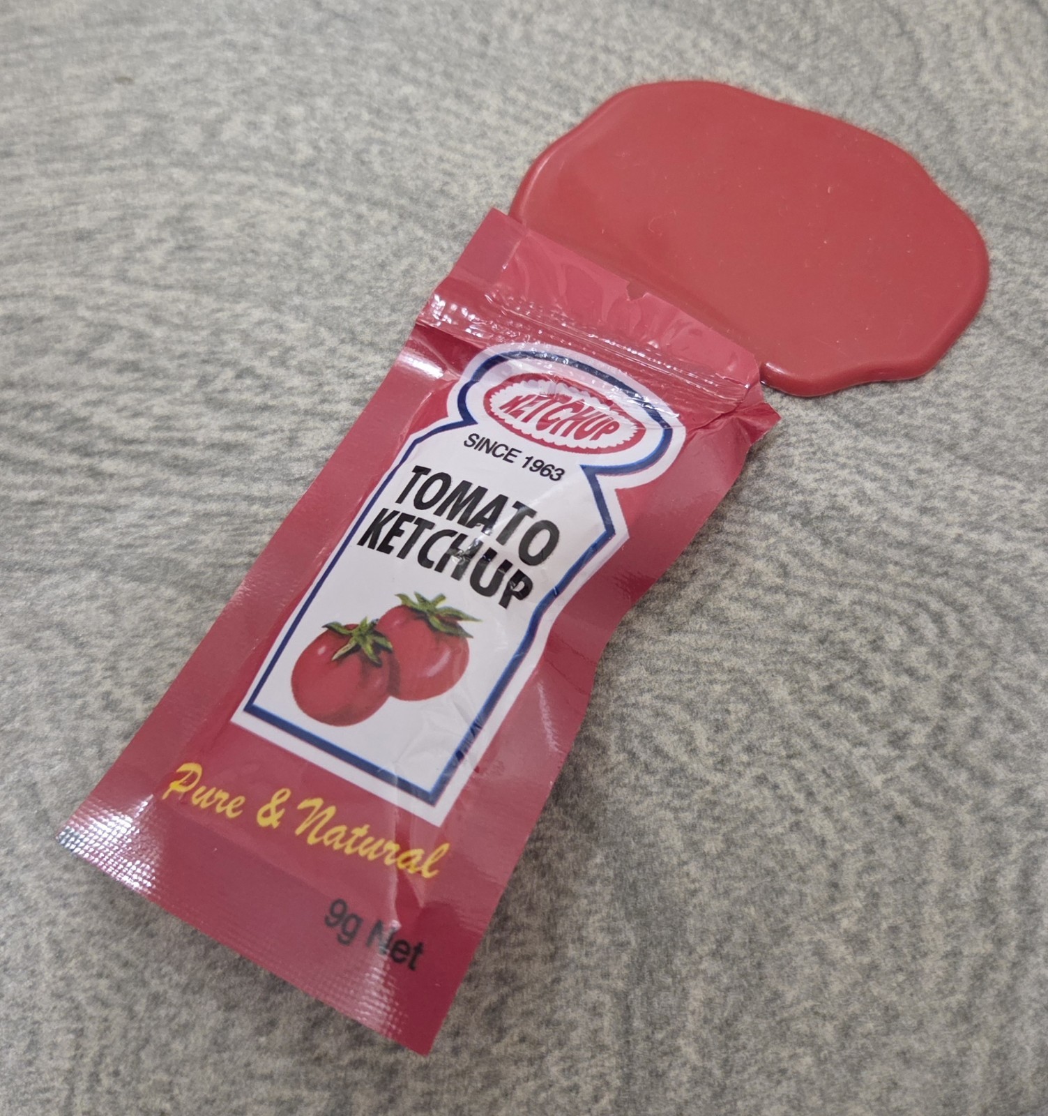 New! Food Joke Prank Novelty Gag Joke Lot – Ketchup Spill, 50+ Units