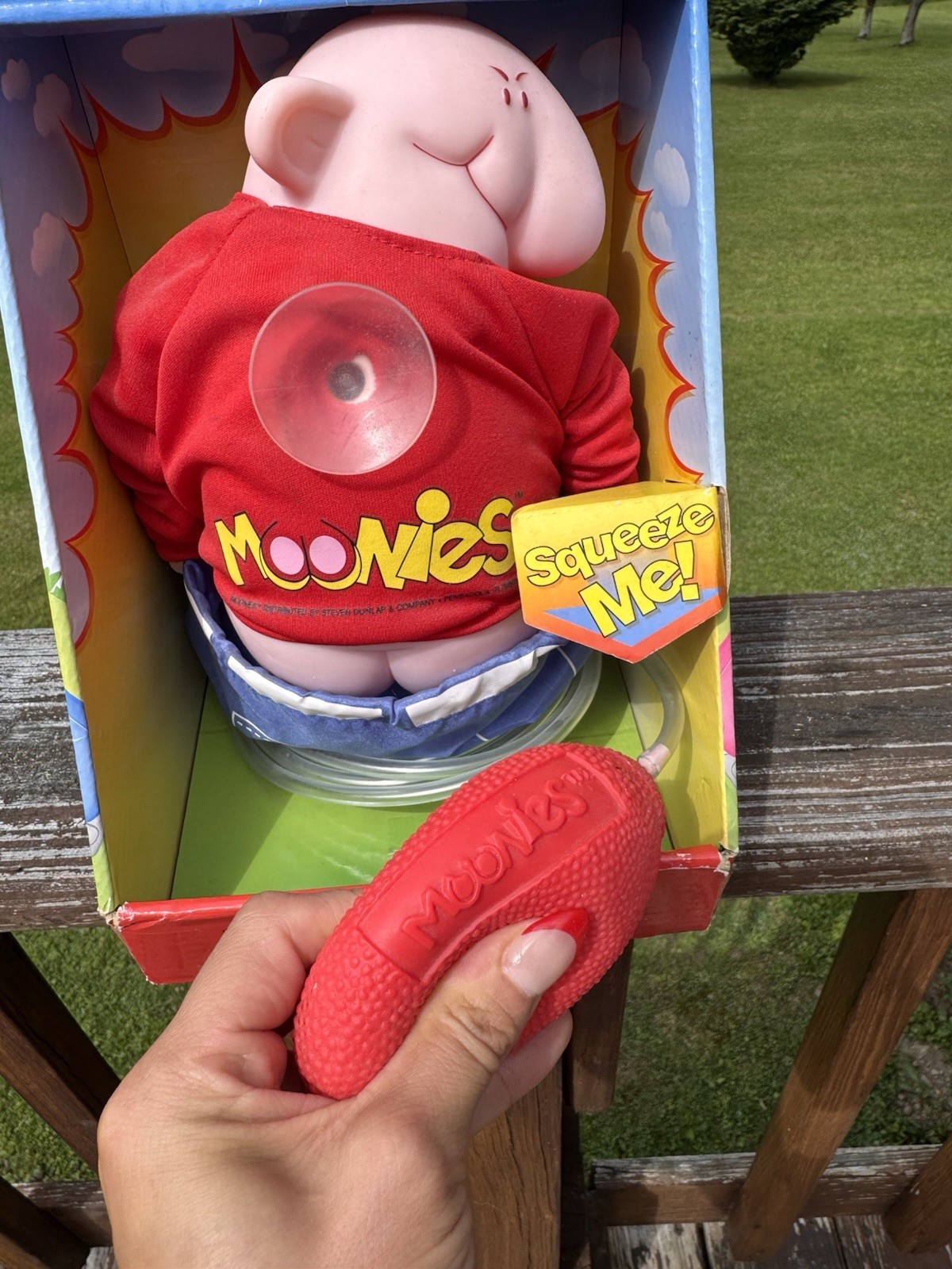 Vintage Moonies Squeeze Me Doll Steven Dunlap Novelty Toy New Old Stock