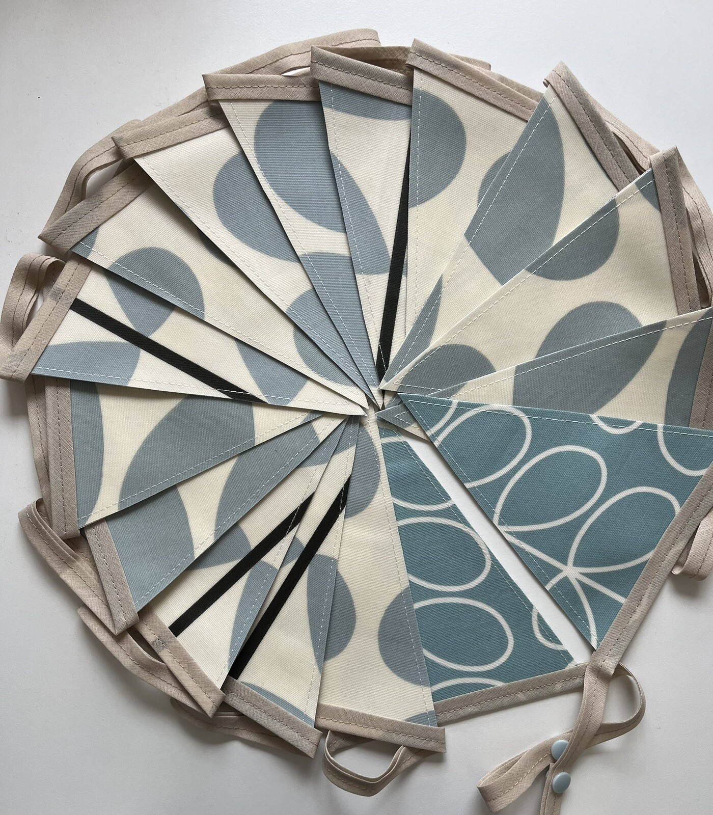 Handmade Oilcloth Bunting, Home/Garden Contemporary – 4 Meters Double Sided