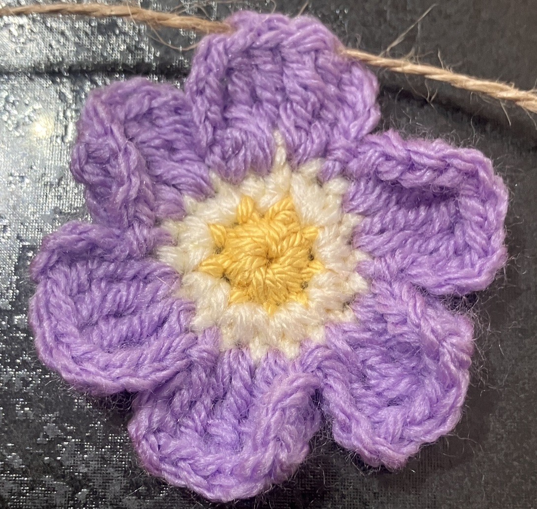 🌸NEW Hand Crochet PRETTY jute 9 Flowers Bunting Window Camper Summer 45” Gift