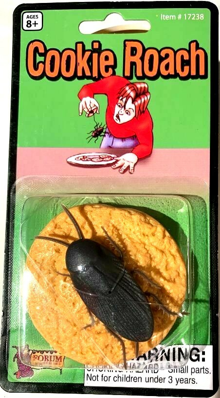 COOKIE ROACH Surprise Cockroach Bug Hidden Under Fake Funny Prank Joke Toy Gag