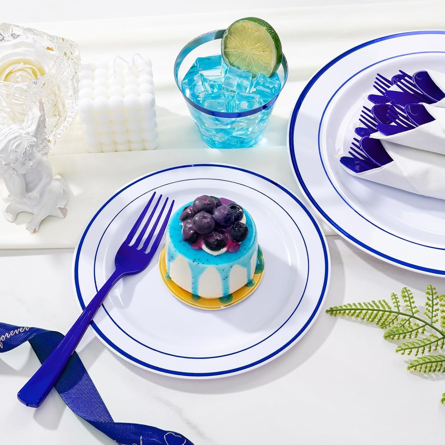 Safe and Stylish 700 Pcs Blue Plastic Dinnerware Set – Perfect for Any Occasion