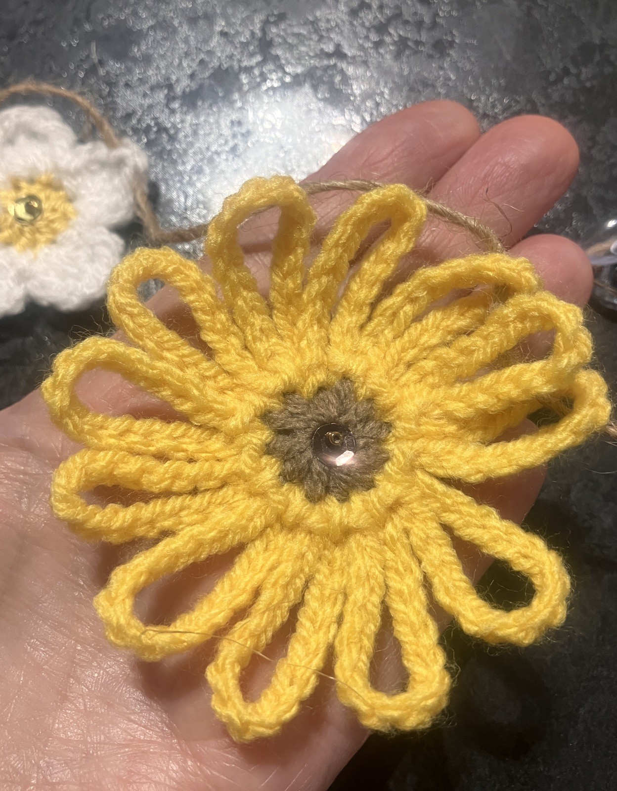 🌻🌼 New hand Crochet Sunflower Daisy jute Bunting Window camper caravan Gift