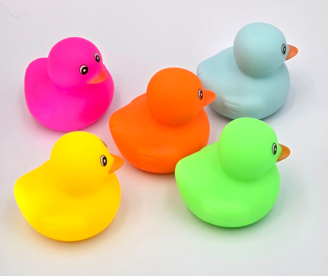 5 PCS-Plain Waterproof No Hole Rubber Ducks, Jeep, Cruising, Bath Toy,Multicolor