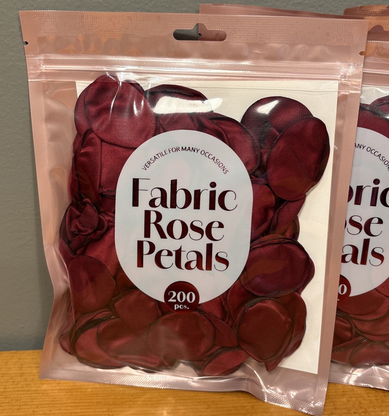 New Lot of 4- 200 Count Fabric Red Rose Petals Packs