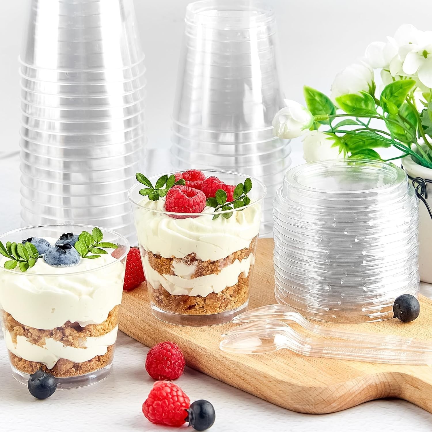 Mini Dessert Cups with Lids and Spoons 6oz Pack of 150 Serving Cups for Parties