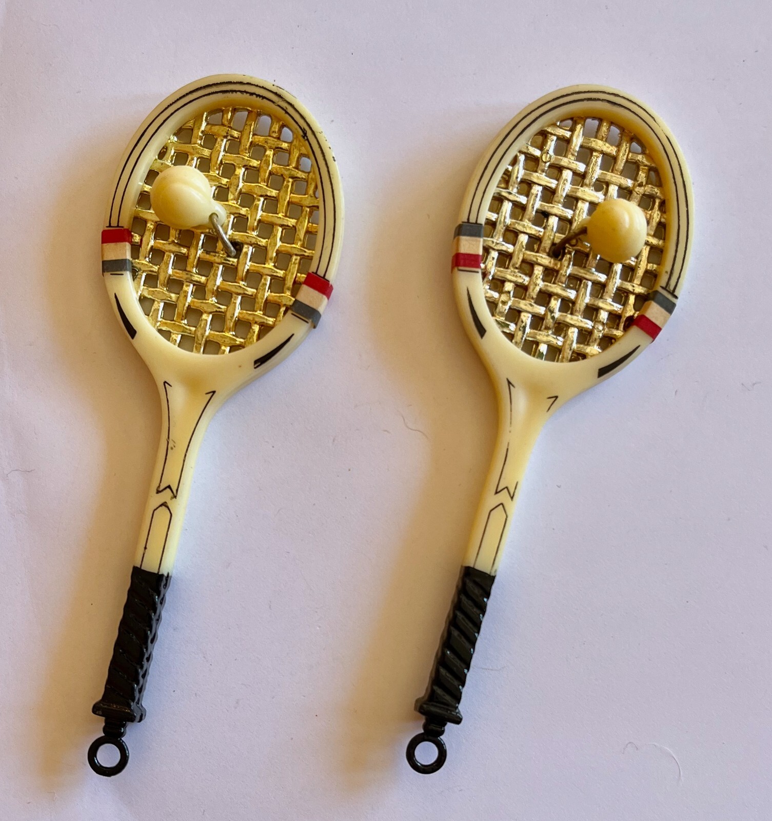2 Vintage Retro ‘Wooden’ Tennis Racket Cake Toppers Large 5″