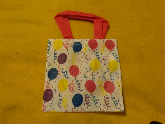 Polypropylene PARTY FAVOR LOOT Gift BAG with Balloon Design Handles Birthday