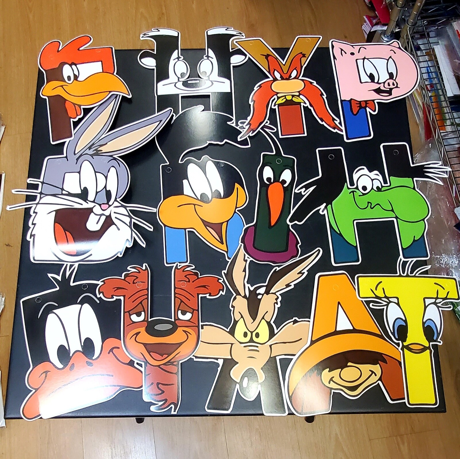 Looney tunes birthday party supplies favor centerpiece decoration event theme
