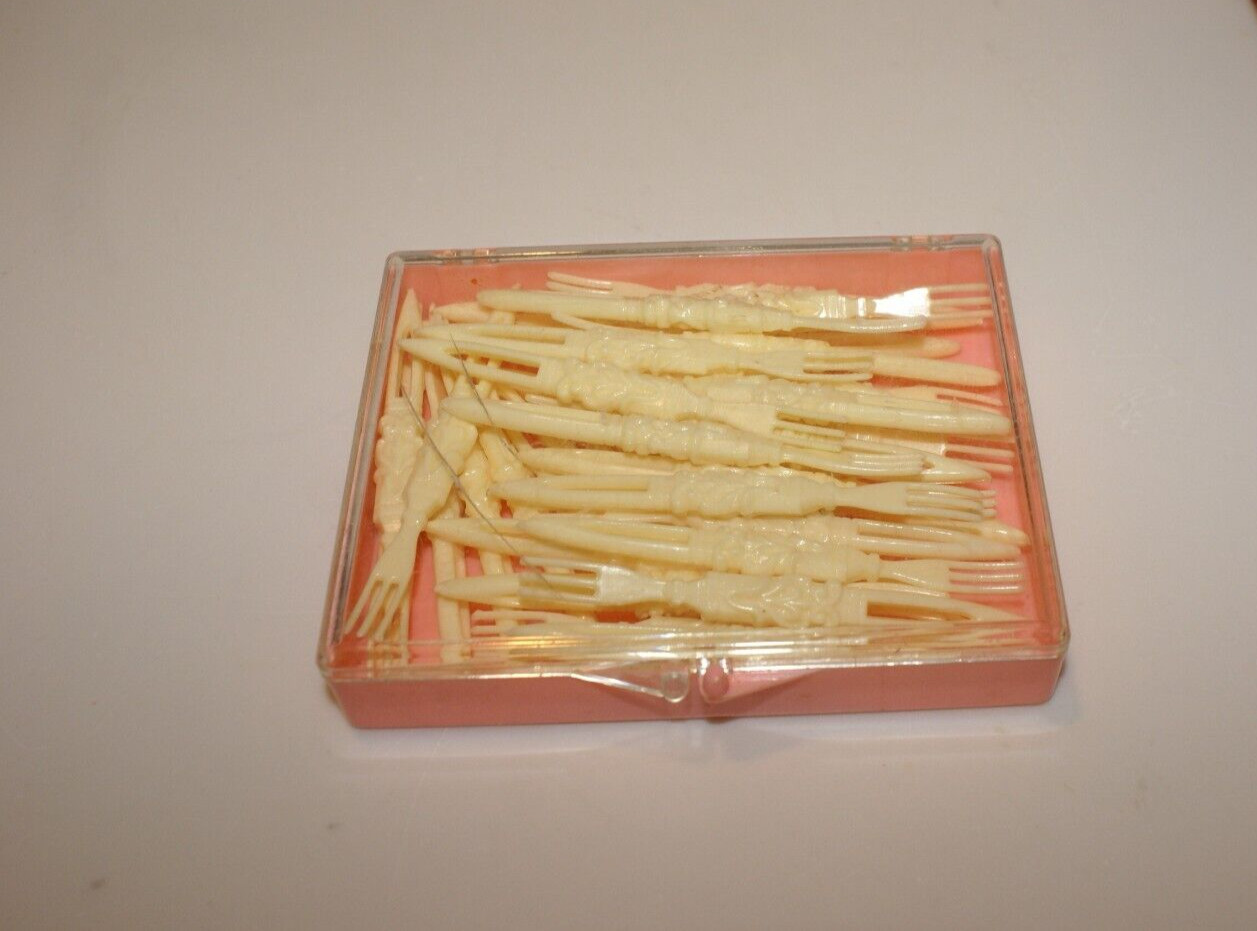 35 Cocktail Forks Plastic Ivory Hors D’ Oeuvres Picks Vintage Midcentury IN BOX