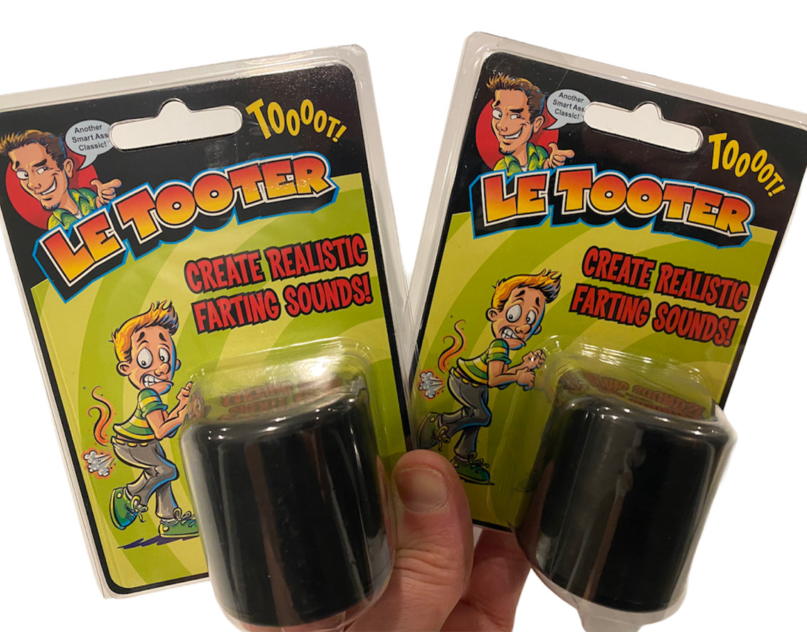 ( 2 ) Spencer’s Le Tooter – Same as the fart machine Pooter